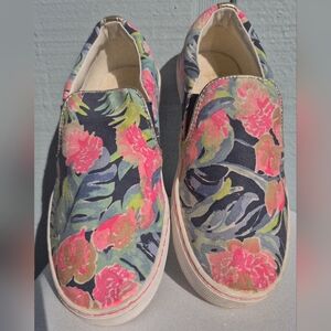 Lilly Pulitzer Floral Canvas Sneakers - Pink, Blue, Green Size 6 Resortwear